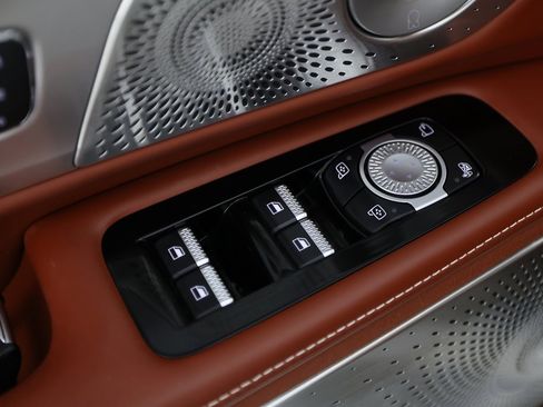 Used 2024 Lincoln Nautilus Black Label image 18