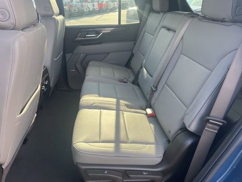 New 2026 GMC Yukon Elevation image 18