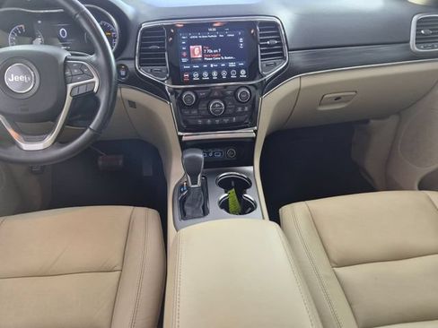 Used 2020 Jeep Grand Cherokee Limited AWD/4WD image 27