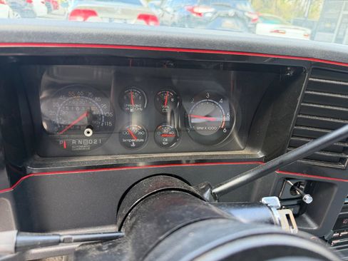 Used 1987 Chevrolet Monte Carlo SS image 23