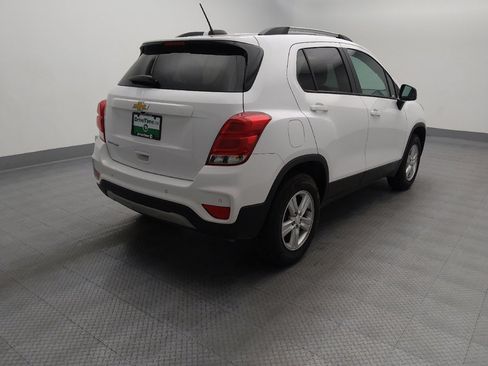 Used 2022 Chevrolet Trax LT w/ Driver Confidence Package AWD/4WD image 9