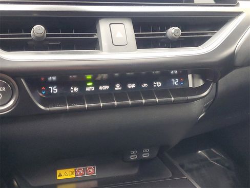 Used 2024 Lexus UX 250h 250h Premium image 29