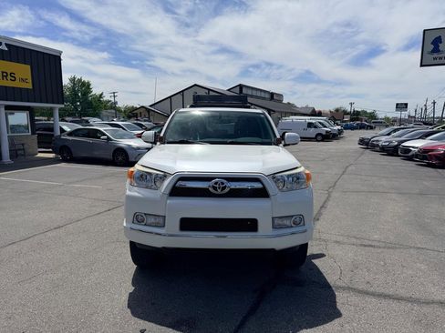 Used 2012 Toyota 4Runner SR5 w/ Convenience Pkg AWD/4WD image 3