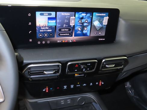 New 2026 Nissan Sentra SV image 9