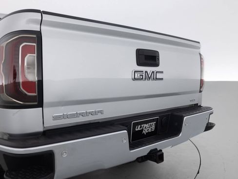 Used 2018 GMC Sierra 1500 SLT AWD/4WD image 17
