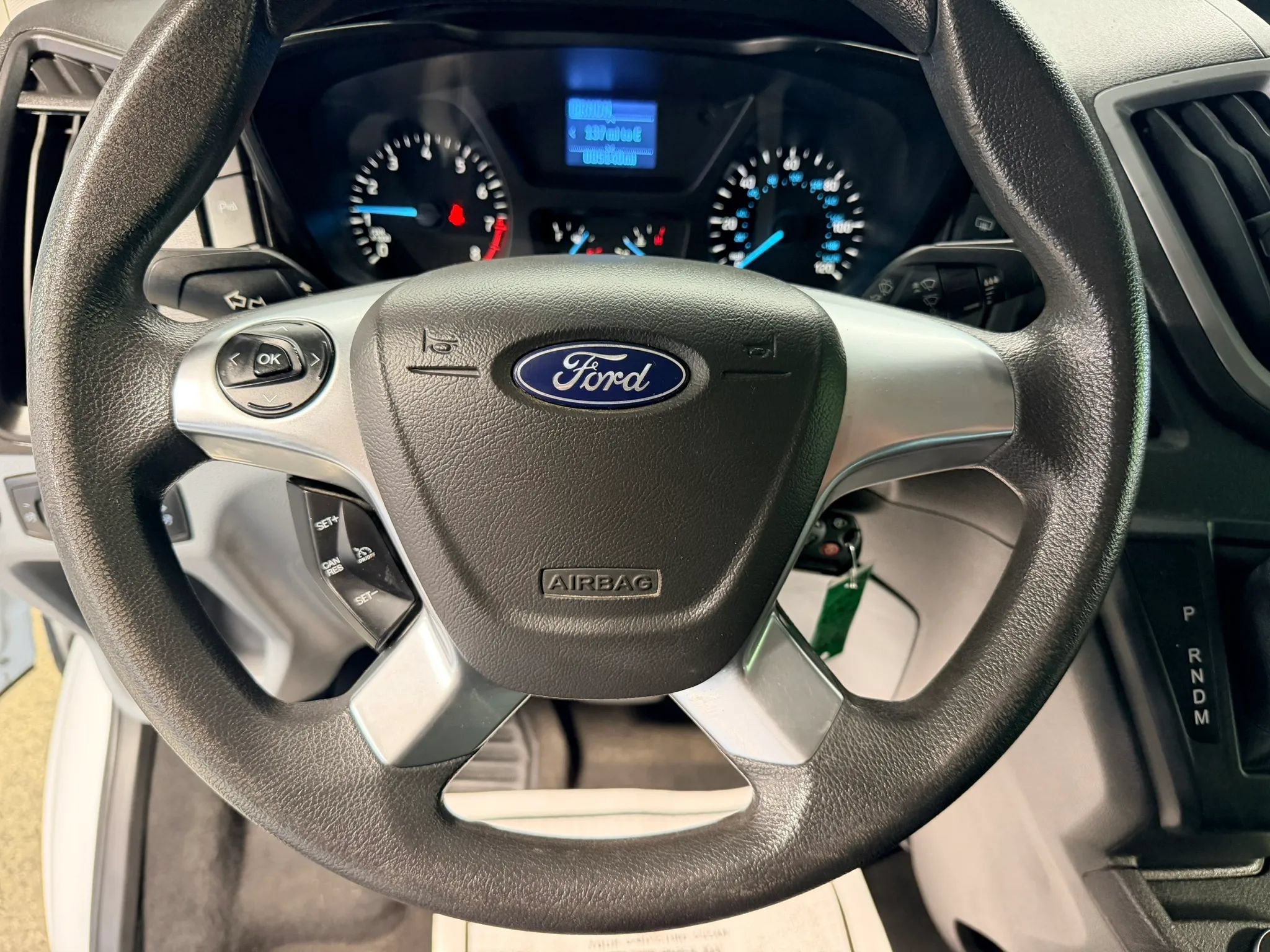 Used 2019 Ford Transit 150 XLT RWD image 9