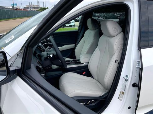 New 2026 Acura RDX SH-AWD image 9