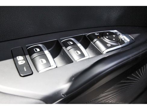 New 2026 Kia K5 LXS FWD image 16