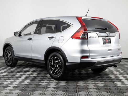 Used 2016 Honda CR-V SE image 4