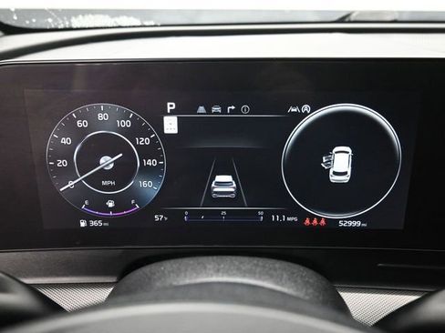 Used 2023 Kia Sportage SX image 12