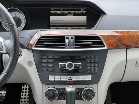 Used 2013 Mercedes-Benz C 250 Sedan w/ Multimedia Pkg image 25