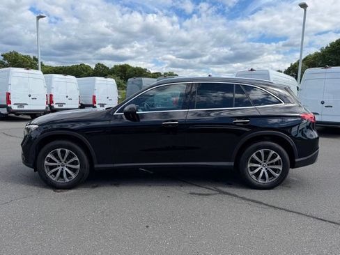 Used 2024 Mercedes-Benz GLC 300 4MATIC image 4