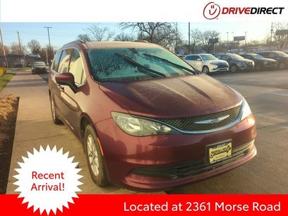Used 2020 Chrysler Voyager LX