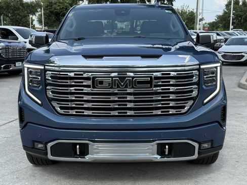 Used 2024 GMC Sierra 1500 Denali w/ Denali Reserve Package RWD image 10