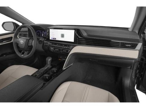 Used 2026 Toyota Camry XLE AWD/4WD image 14
