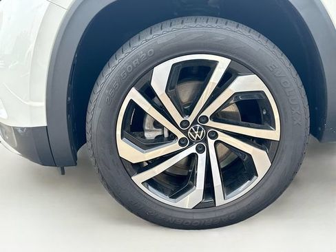 Used 2023 Volkswagen Atlas SEL AWD/4WD image 39