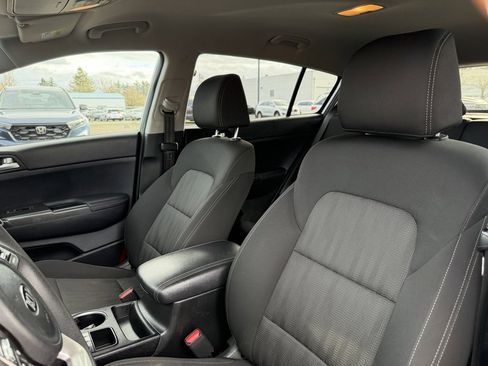 Used 2022 Kia Sportage LX image 14