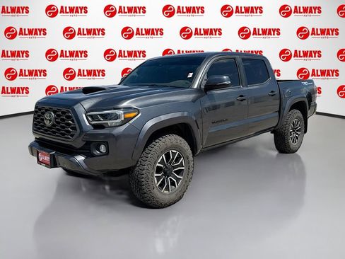 Used 2020 Toyota Tacoma TRD Sport w/ Technology Package RWD image 1