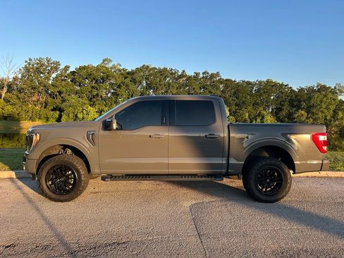 Used 2021 Ford F150 Lariat w/ Equipment Group 502A High AWD/4WD image 3
