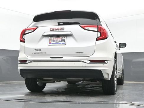 Used 2022 GMC Terrain Denali w/ Denali Premium Package AWD/4WD image 24
