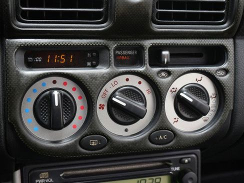 Used 2001 Toyota MR2 image 71