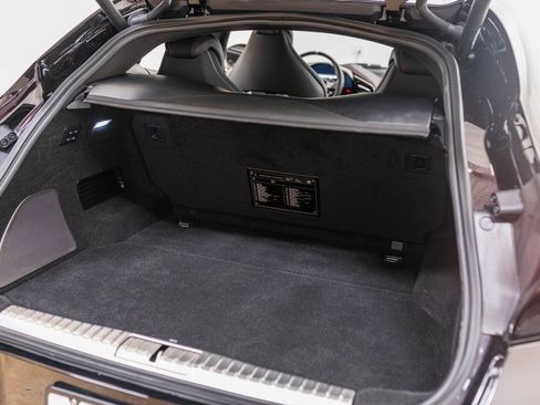 Certified 2024 Ferrari Purosangue AWD/4WD image 22