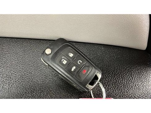 Used 2015 Chevrolet Cruze LT FWD image 19