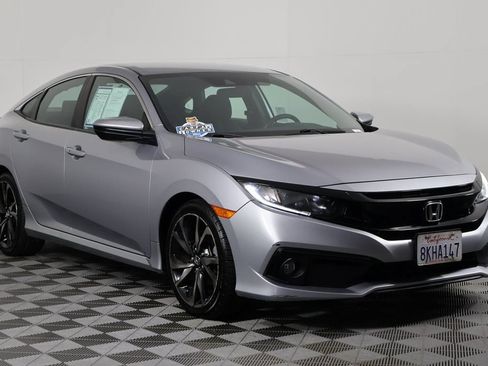 Used 2019 Honda Civic Sport image 3