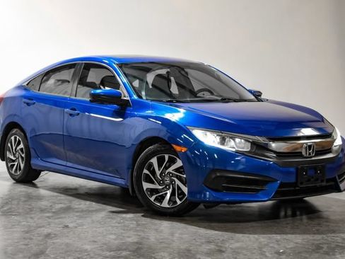 Used 2017 Honda Civic EX image 11