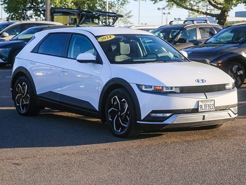 Used 2024 Hyundai Ioniq 5 SEL image 6