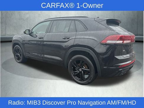 Used 2025 Volkswagen Atlas Cross Sport SEL R-Line image 3