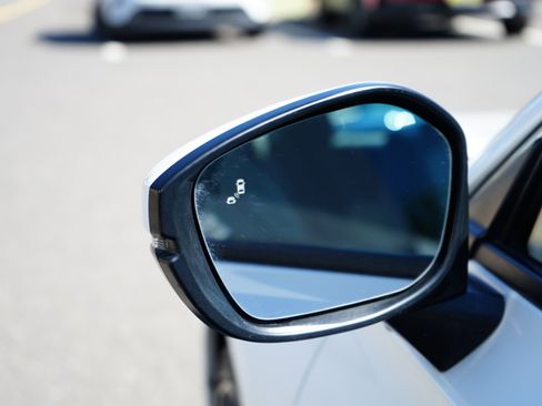 Used 2022 Honda Civic Sport Touring image 10