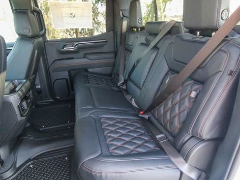 New 2026 GMC Sierra 1500 AT4 w/ AT4 Premium Package AWD/4WD image 29
