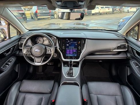 Used 2022 Subaru Outback Limited image 2