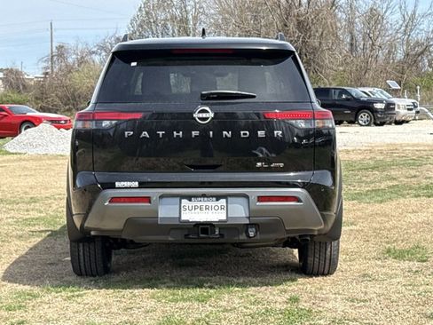 New 2026 Nissan Pathfinder SL w/ SL Premium Package AWD/4WD image 4