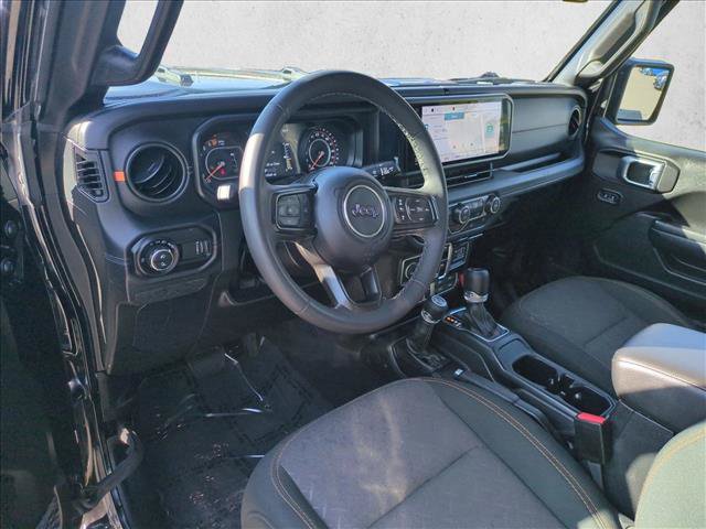 Used 2026 Jeep Gladiator Mojave AWD/4WD image 10