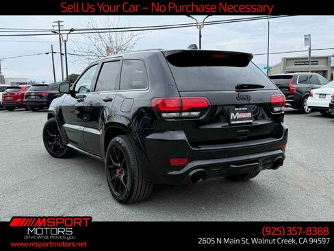 Used 2021 Jeep Grand Cherokee SRT w/ Trailer Tow Group IV AWD/4WD image 9