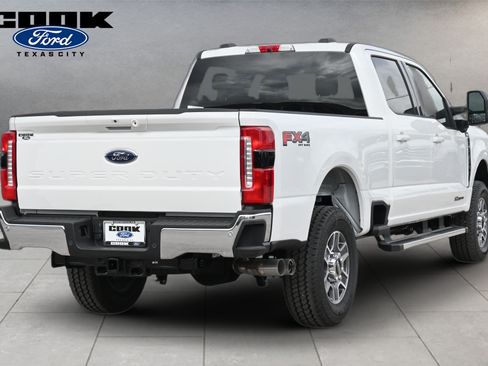 New 2026 Ford F250 Lariat w/ FX4 Off-Road Package AWD/4WD image 3
