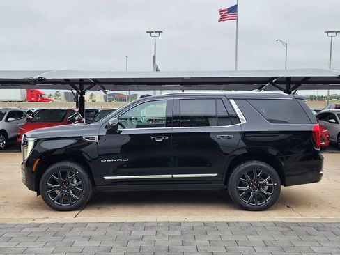 New 2026 GMC Yukon Denali w/ Denali Reserve Package AWD/4WD image 6
