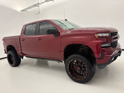 Used 2020 Chevrolet Silverado 1500 RST AWD/4WD image 2
