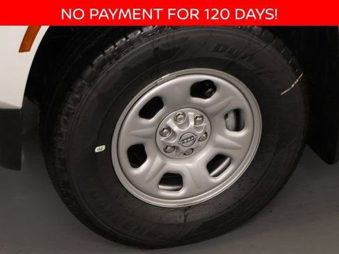 New 2025 Nissan Frontier S image 7