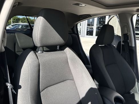 Used 2022 Honda HR-V EX image 46