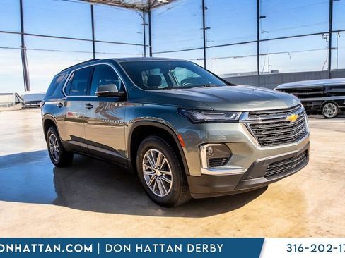 Used 2023 Chevrolet Traverse LT image 39