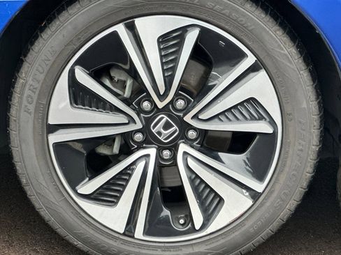 Used 2017 Honda Civic EX-L image 25