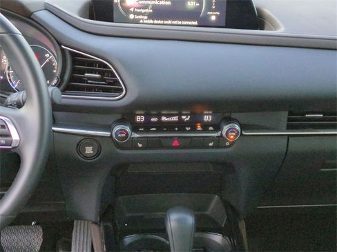 Used 2025 MAZDA CX-30 AWD 2.5 S w/ Premium Package image 15
