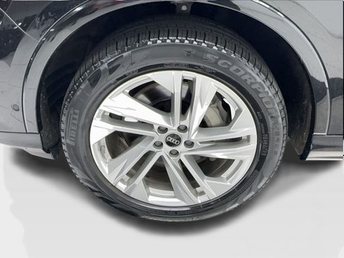 Used 2023 Audi Q7 2.0T Premium w/ Convenience Package AWD/4WD image 13