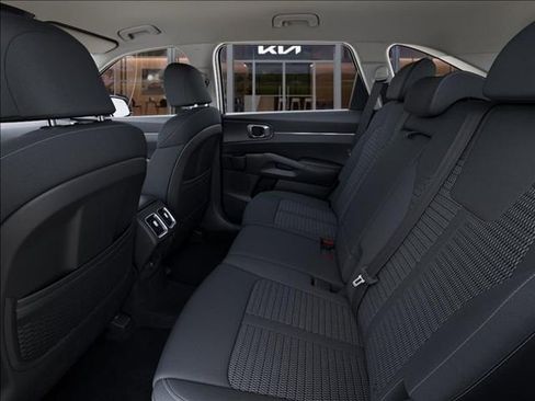 New 2026 Kia Sorento LX image 18