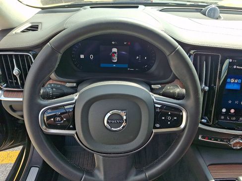 Used 2024 Volvo S60 B5 Ultimate AWD/4WD image 19