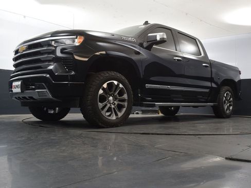 Used 2023 Chevrolet Silverado 1500 High Country w/ Technology Package image 52