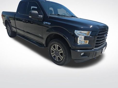 Used 2016 Ford F150 XLT w/ Equipment Group 302A Luxury AWD/4WD image 9